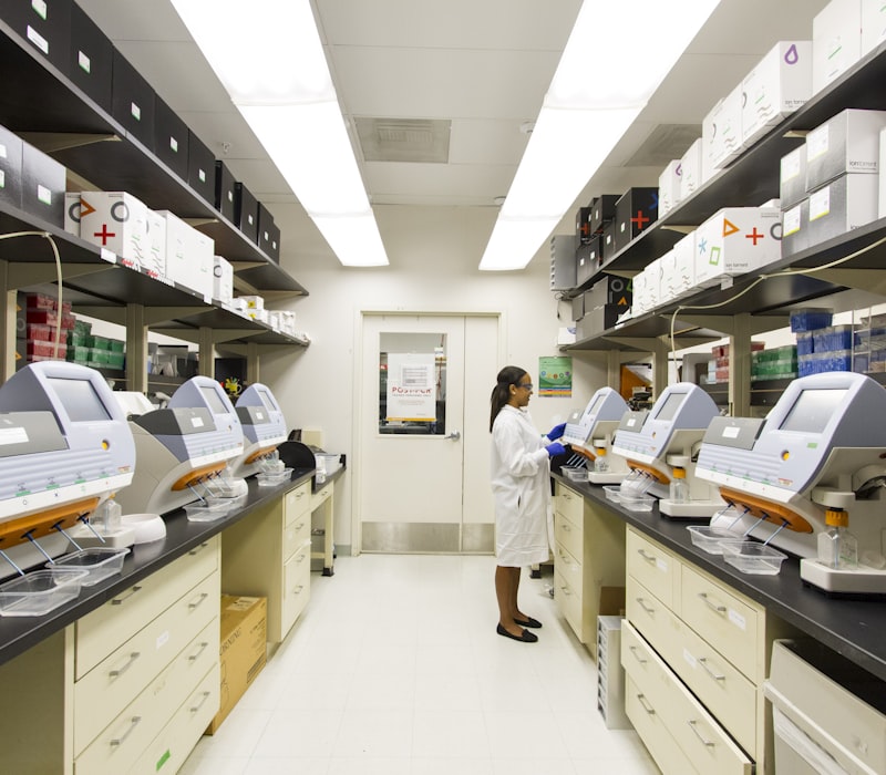 HPLC analysis equipment